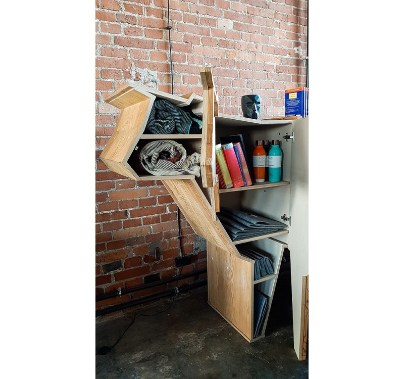 Kredens KROWA - drewno sklejka