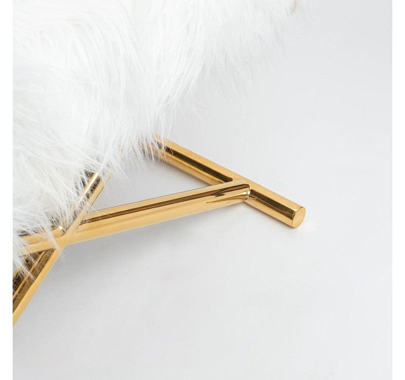 KARE fotel MR. FLUFFY biały / złoty