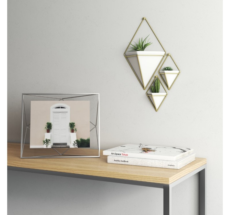 UMBRA ramka na zdjęcia PRISMA 20x25 cm - chromowana